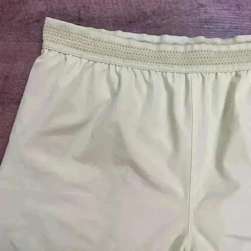 Fabletics The Fundamental Short Lined Men's XXL 7" Faded Lime Gym Hybrid Yoga - Picture 3 of 12